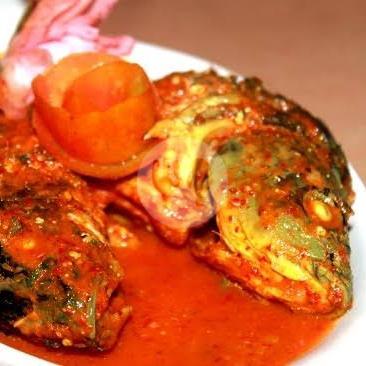 16 Restoran Ikan Mas Sambal Terfavorit