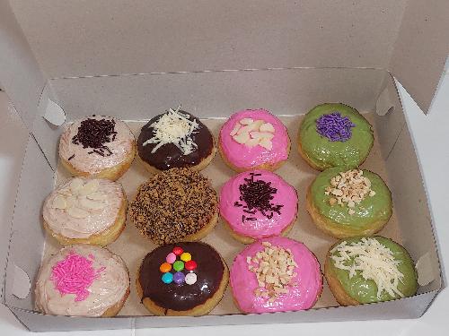Minecute Donat, Perum Grand Mutiara Muktiwari, Lilis Fatmawati