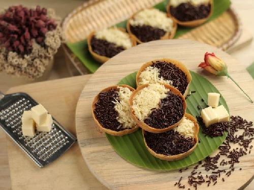 33 Terang Bulan Martabak, Puncak Kertajaya