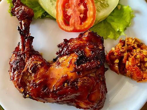 Ayam Galau, Kampung Utan, Nahdudin