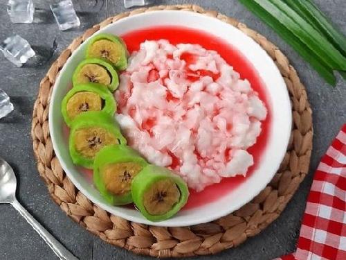 Den Haag Resto Palopo, Kota Wisata, Dytje Martha