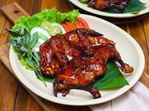 Ayam Bakar Dan Ikan Bakar Dua Saudara, Penjaringan Pejagalan No 34, Iyan Duyoto