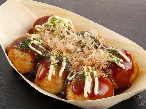 Momiji Takoyaki 24H, Kuta, Ni Komang Ayu Nilacahya Indrayani