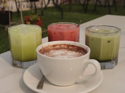 Aleena Garden Cafe, Maruli Butar butar,SE