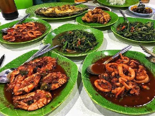 Seafood Ayam Kremes 48 Angga,Jl.H Naman Pondok Kopi Ujung, Dwi Yulianti