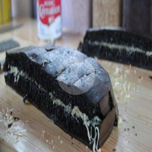 30 Tempat Makan Black Forest Coklat Terenak di Surabaya