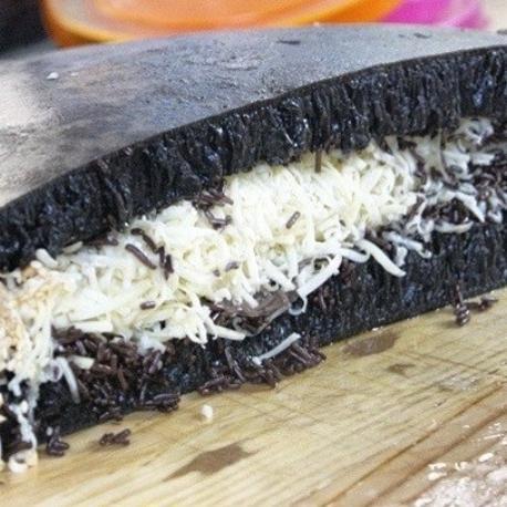 16 Resto Pisang Kacang Coklat Terenak di Tegal