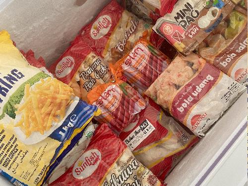 Abbasy Frozen Food Jombang, Putri Intan Safina