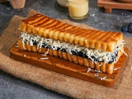 Kedai Roti Bakar Peci Santri, Sukodono, Cangkringsari Semen, Muhammad Saifuddin