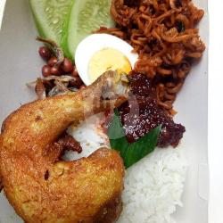 Nasi Lemak Komplit - Nasi Lemak As Sakhi, Citaringgul