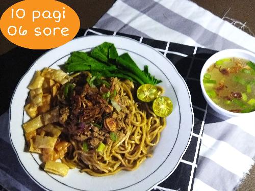 Mie Ayam Bangka 99, Angkatan 45, Aulia Effendy