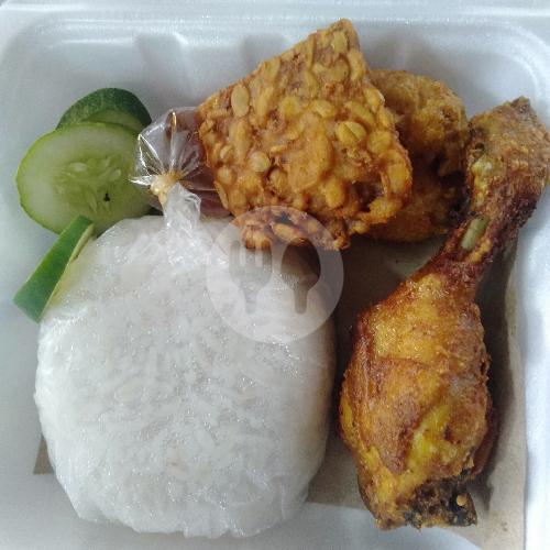 17 Restoran Ayam Goreng Keremes Terenak