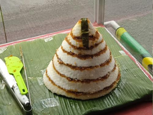 Kue Dongkal R&E, Edwin Aji Restu