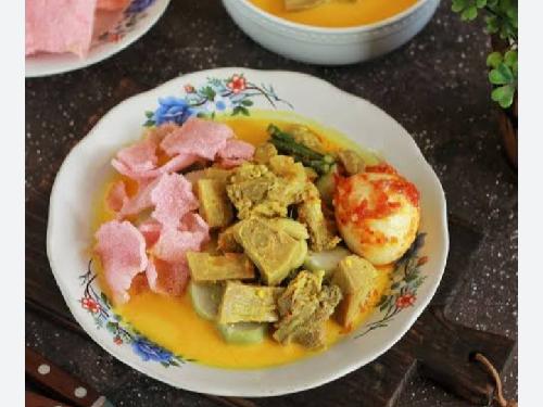 Lontong Padang Uni Yeni, Panghegar, Mardios