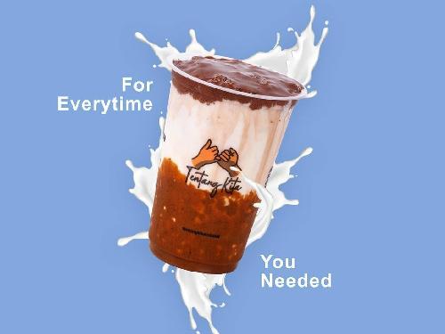 Tentang Kita Coklat & Toast, Yosi Marlia Hastuti