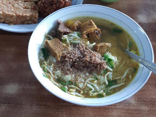 Kedai LJanna, Nuning Afrianthie