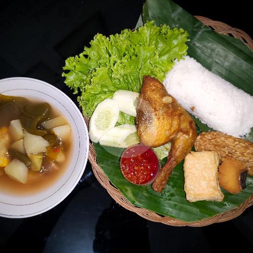 17 Rumah Makan Nasi Timbel Ayam Goreng Terbaik di Jakarta