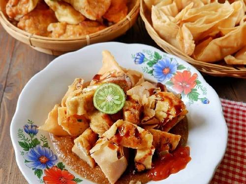 SIOMAY & BATAGOR NADHIRA, Ai Herlinawati