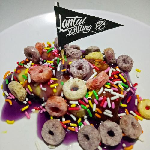 15 Resto Pisang Blueberry Terlezat di Jakarta