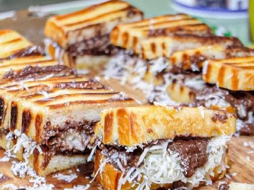 Roti & Pisang Bakar Lumer, Cisaat, Egi Nugraha