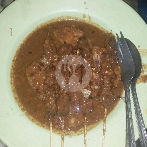 25 Tempat Makan Lontong Sate Terfavorit di Medan