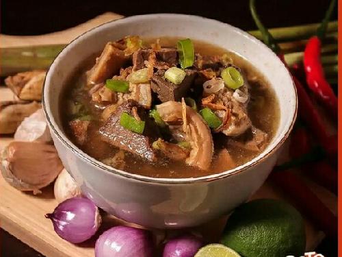 Kedai Lapas, Yunas edi purnomo