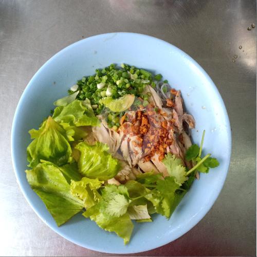 18 Tempat Makan Bihun Ayam Terbaik di Medan