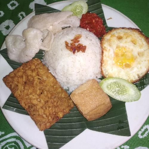 23 Rumah Makan Nasi Uduk Telor Favorit di Yogyakarta