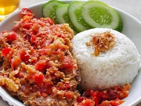 Miracle Cafe, Malalayang, Cenly Jevita Glevindri Luisan