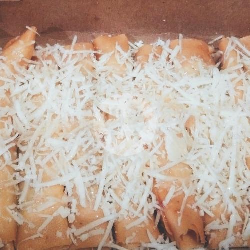 28 Restoran Banana Roll Keju Terbaik