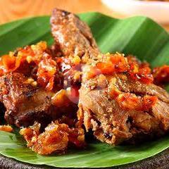 20 Rumah Makan Ayam Goreng Penyet Terfavorit di Solo