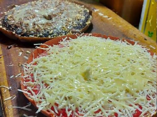 Martabak Telor Dan Terang Bulan Bang Takur, Radjiman