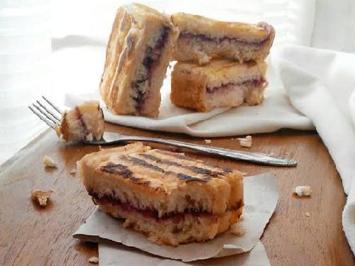 Roti Bakar Bandung 36 Raos, Cikahuripan Klapanunggal, Ferddy Feraldy