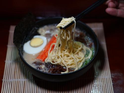 TOKIIO RAMEN DAN BENTO, Hal. Kqntor Lurah Vim, Nedy Januardi