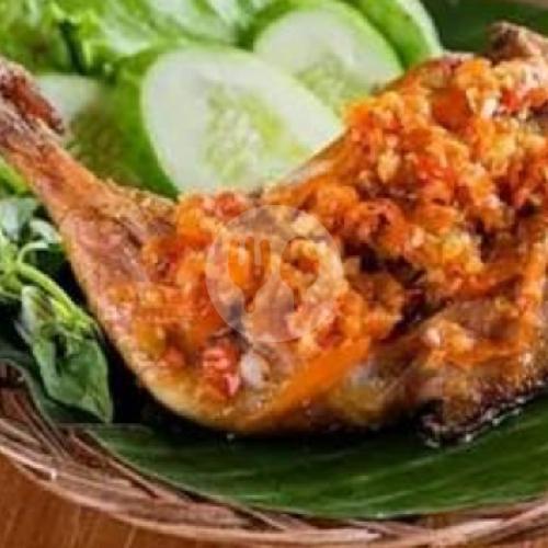 15 Resto Ayam Penyet Paha Paling Lezat di Solo