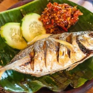 18 Rumah Makan Ikan Selar Goreng Terlezat di Batam