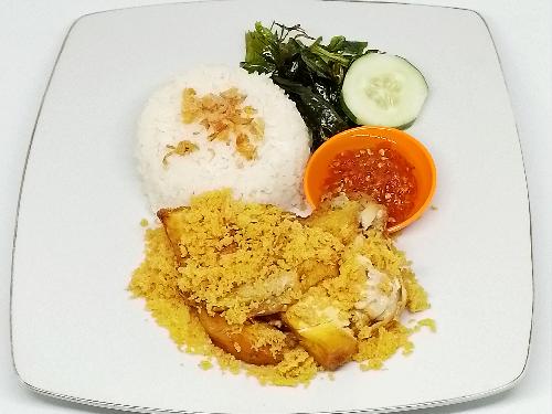 Nasi Uduk Ayam Gemes, Suryanata, Nurmiswandari
