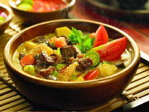 Soto Betawi R.I, Sakholifah Nurjannah
