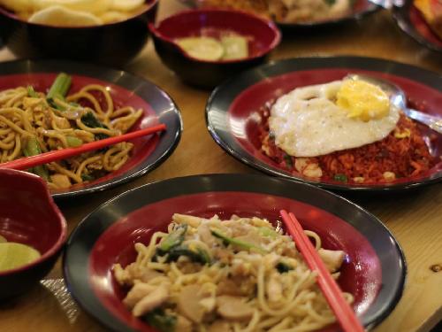 Nahsee Gored - Nasi Goreng Merah, M. Aswad Achmad