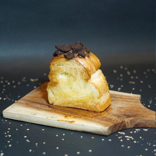 29 Tempat Makan Sweet Toast Termurah