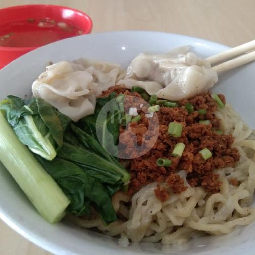 25 Tempat Makan Mie Pangsit Termurah di Solo
