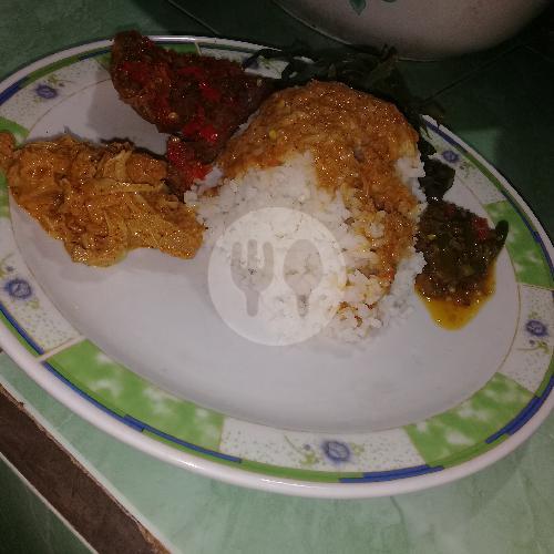 17 Tempat Makan Nasi Ayam Balado Terbaik di Cirebon