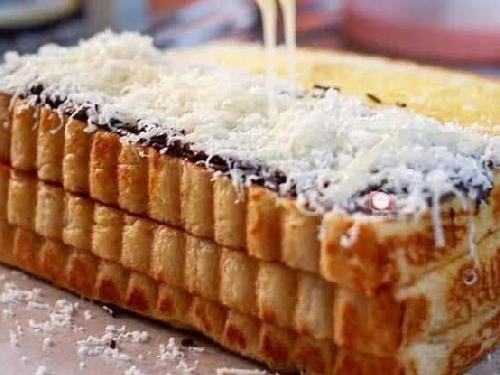 Roti Bakar Ridho mulya, Talang,pegirikan(timur makam), Nuridoh