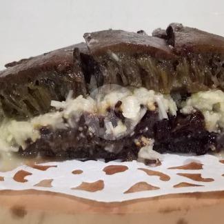 26 Tempat Makan Hitam Manis Keju Coklat Favorit di Semarang