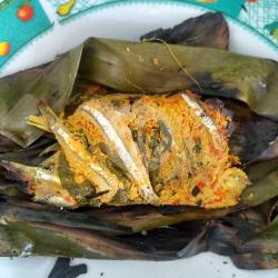 Paket Pepes Teri - Gudeg Jogja Dapur Ibuk