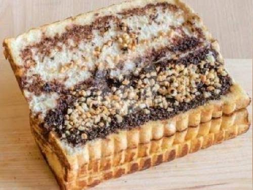 Roti bakar De Atha, Kp Cipari Depan Tk Yeye, Anton Suherlan