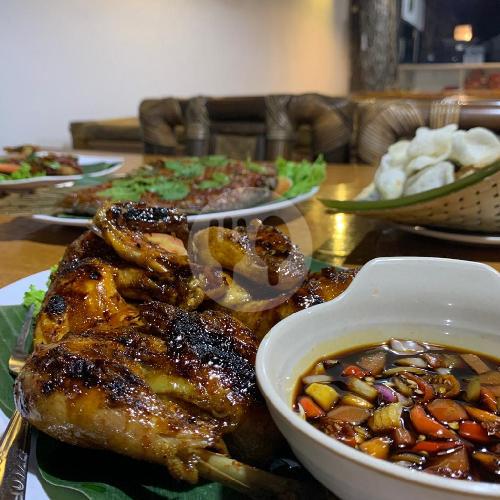 22 Resto Bakakak Ayam Bakar Terfavorit