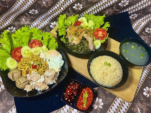 Lucky Chicken, JOSEPHINE KHUANG