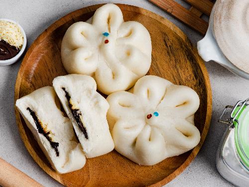 Bakpao hokkhi, Dalung, Krisnata Wanaagung