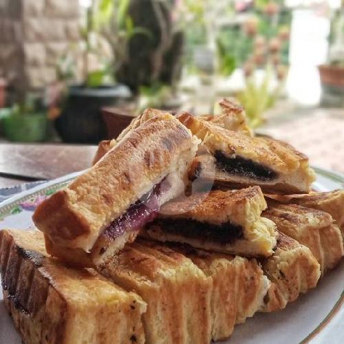 30 Resto Roti Bakar Blueberry Terfavorit di Malang